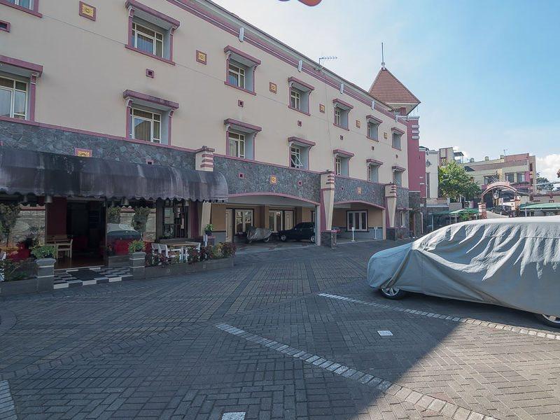 红多兹酒店-近塞特拉萨里商场2号 万隆 外观 照片